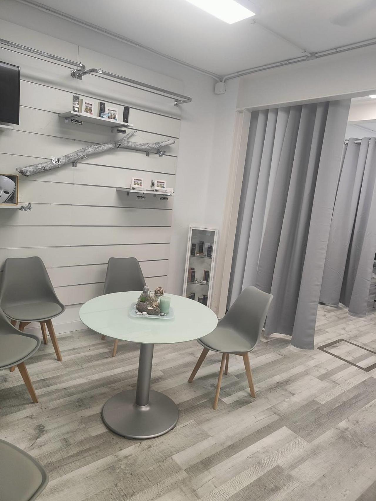 Habitacion Doble Con Bano Privado Y Desayuno Incluido บีลาเดอกันส์ ภายนอก รูปภาพ
