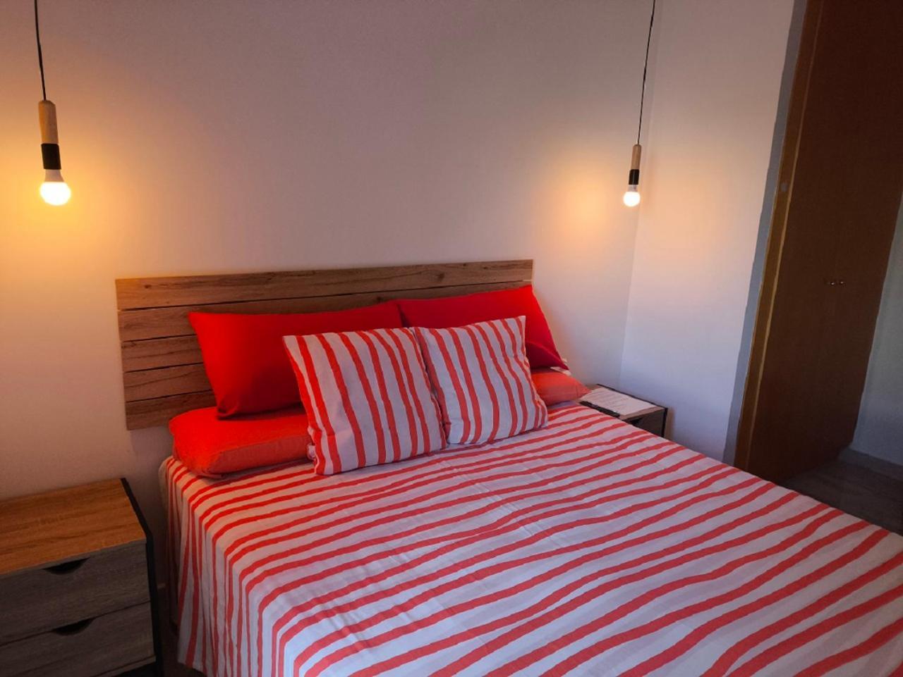 Habitacion Doble Con Bano Privado Y Desayuno Incluido บีลาเดอกันส์ ภายนอก รูปภาพ