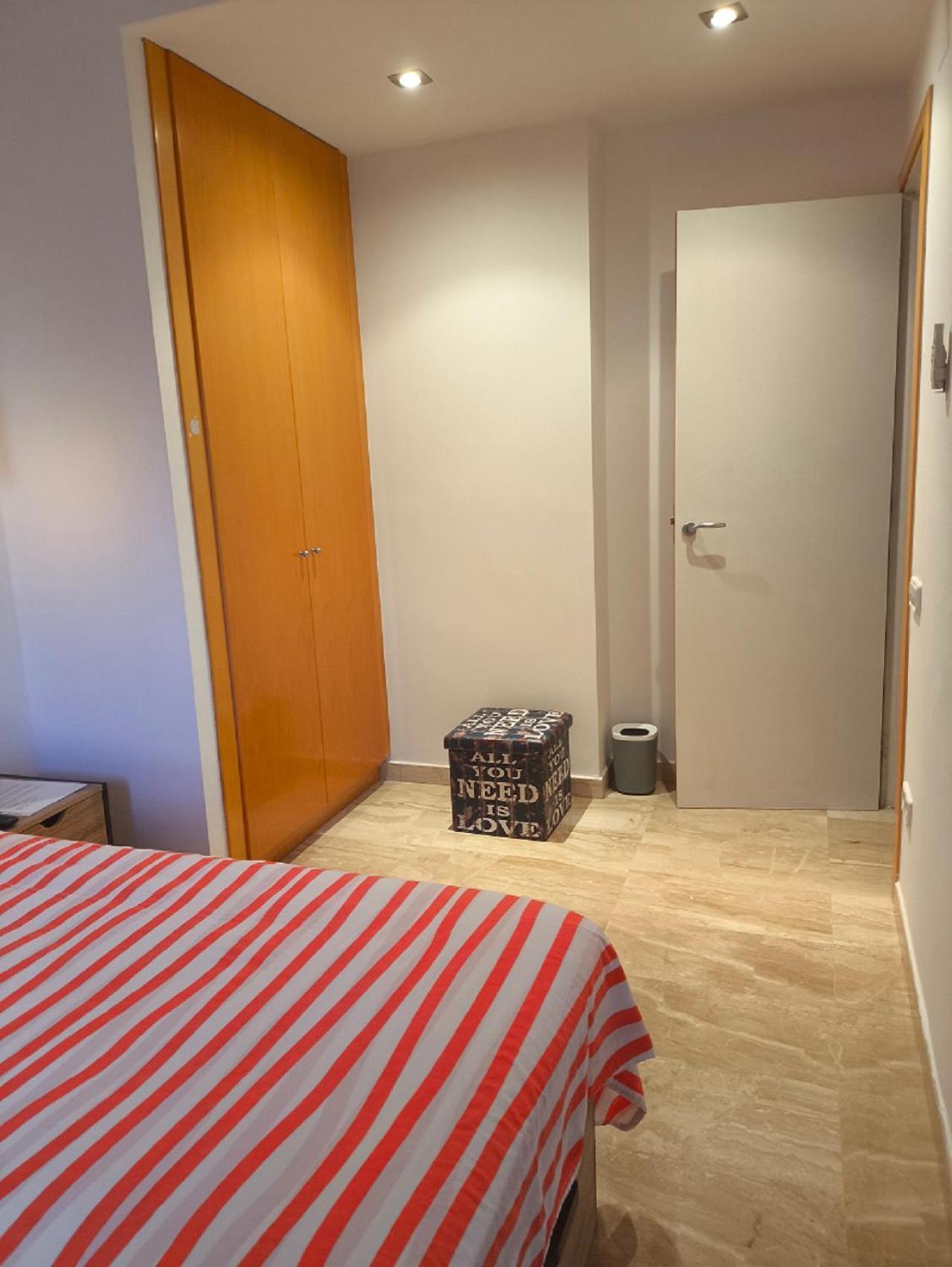 Habitacion Doble Con Bano Privado Y Desayuno Incluido บีลาเดอกันส์ ภายนอก รูปภาพ